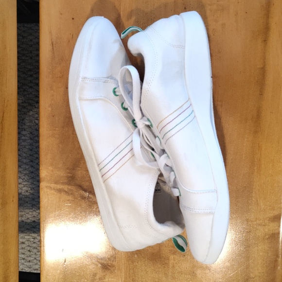 Vionic Beach Stinson white with multi color accents green eyelets size 10 - Picture 7 of 10